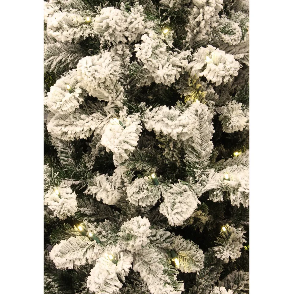 Black Box Trees Verlichte Kerstboom Millington (H155 X O86 Cm)