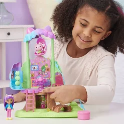 Gabby'S Dollhouse Gabby'S Poppenhuis Gabby En Kitty Fee'S Boomhut